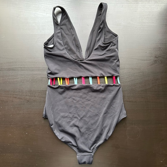 Peixoto Black Colorful MidBody Cut Out V Neck One Piece Swimsuit size Medium EUC - Picture 5 of 7